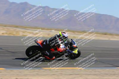 media/Apr-09-2023-SoCal Trackdays (Sun) [[333f347954]]/Turn 12 Inside (930am)/